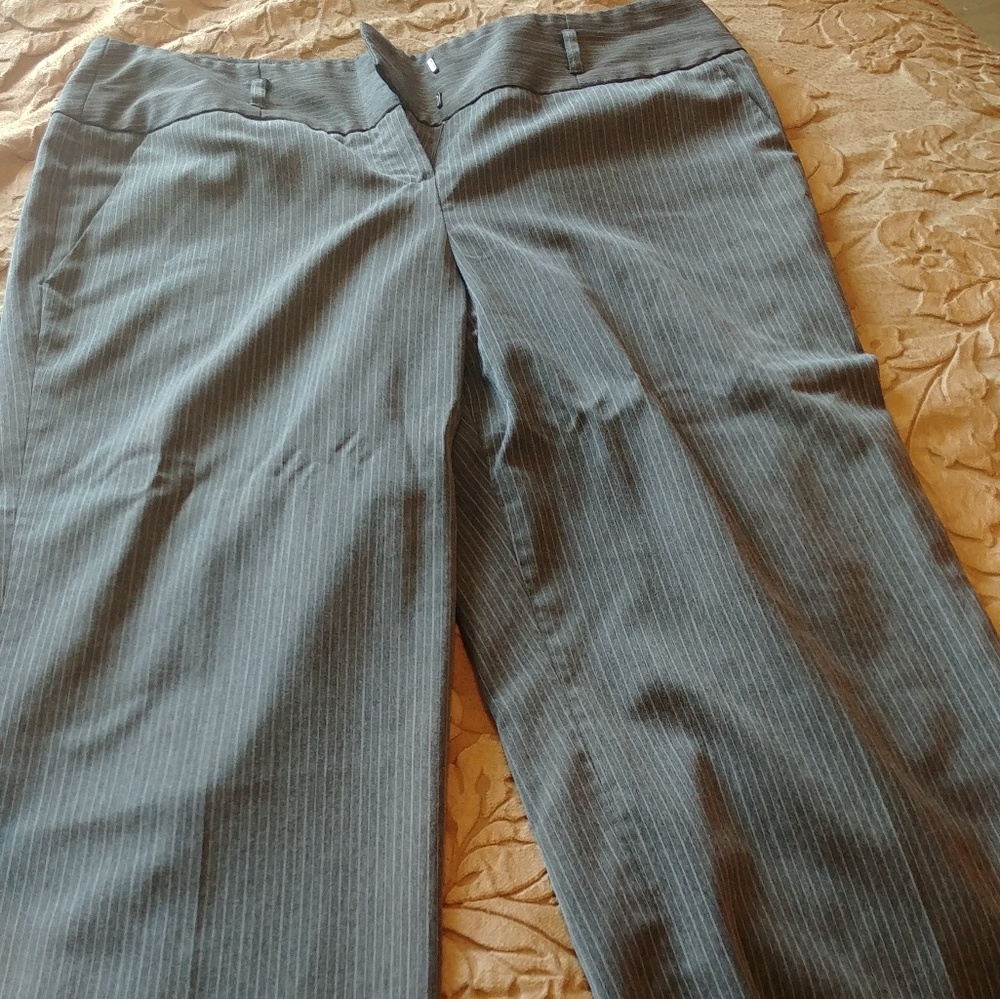 Wide waisted, wide leg, capris